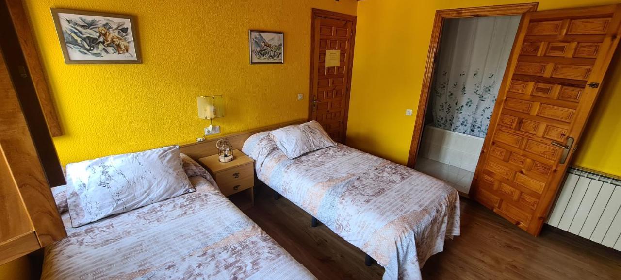 Taberna De Tresviso Hotel ภายนอก รูปภาพ