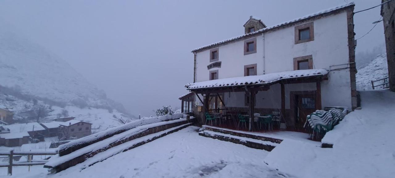 Taberna De Tresviso Hotel ภายนอก รูปภาพ