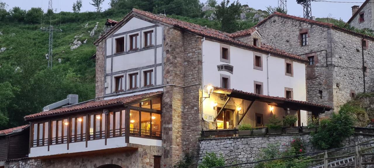 Taberna De Tresviso Hotel ภายนอก รูปภาพ